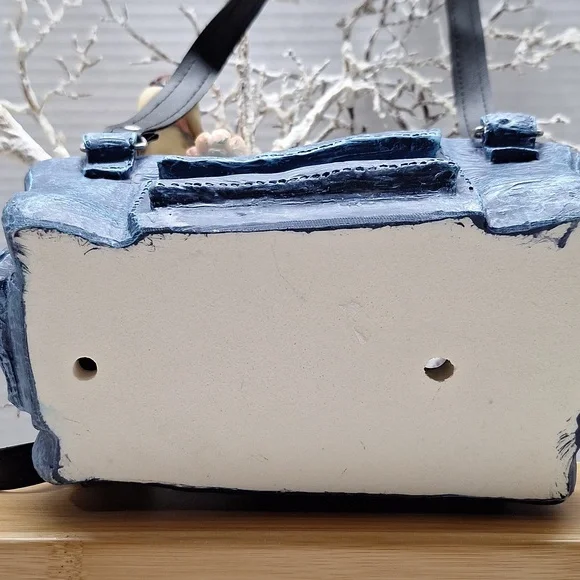 #ADW Charming Dog Figurine in Blue Bag CERAMIC Planter - Picture 4 of 10